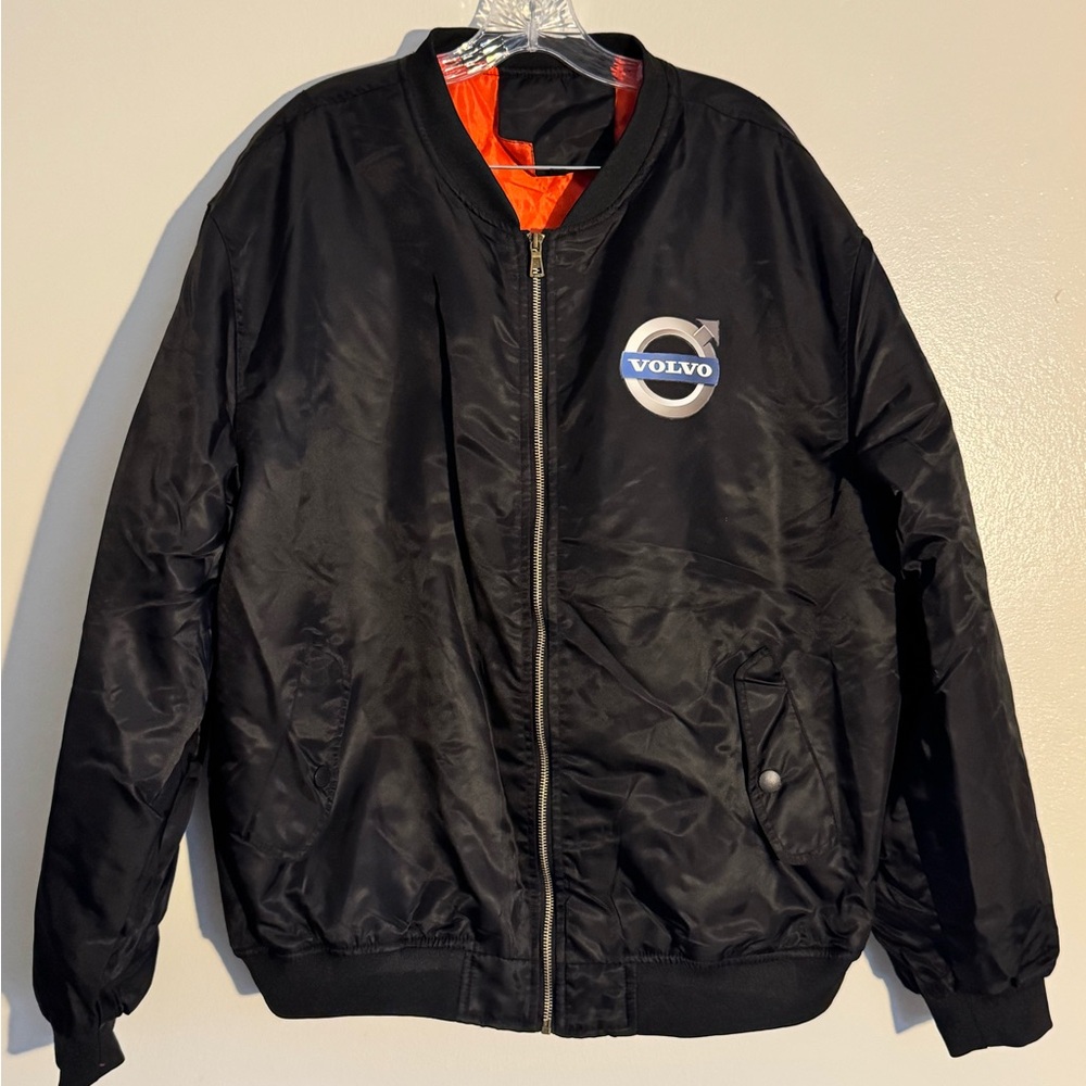 VOLVO Vintage Bomber Jacket - Men's Size XL - Black w/Orange Lining - Auto Logo